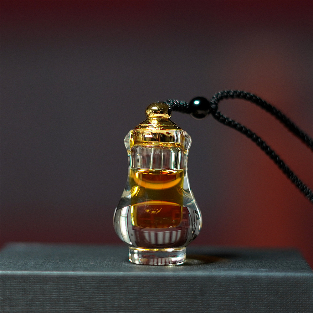 Agarwood Essential Oil Pendant - Body Jewelry Co บทวิจารณ์และราคา