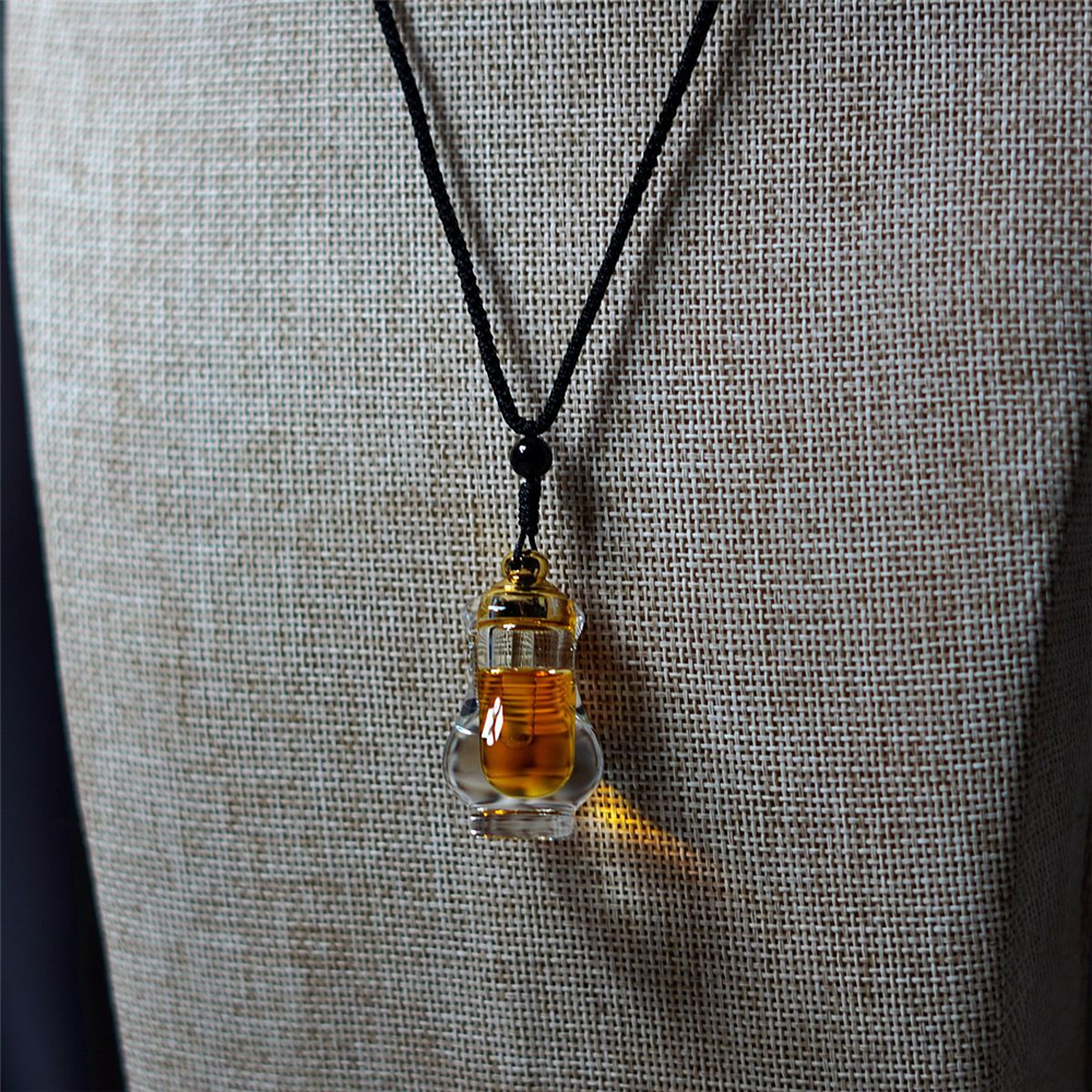 Agarwood Essential Oil Pendant - Body Jewelry Co บทวิจารณ์และราคา