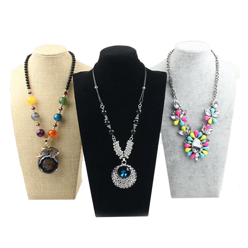 Velvet Portrait Necklace Displ - Body Jewelry Display บทวิจารณ์และราคา