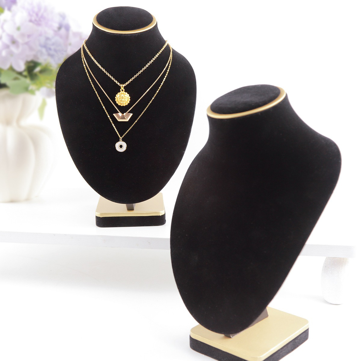 Body Black Velvet Jewelry Bust - Body Jewelry Store บทวิจารณ์และราคา