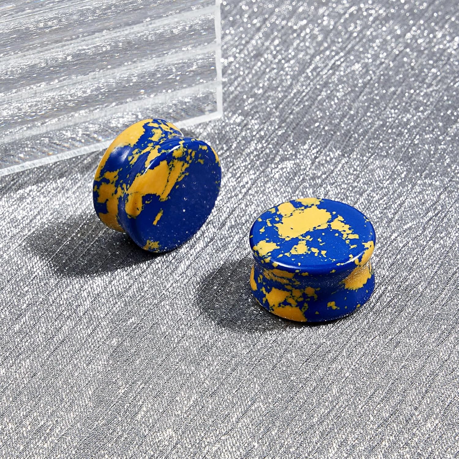 Stone Ear Gauges Plugs Saddle  - Yellow Body Jewelry บทวิจารณ์และราคา