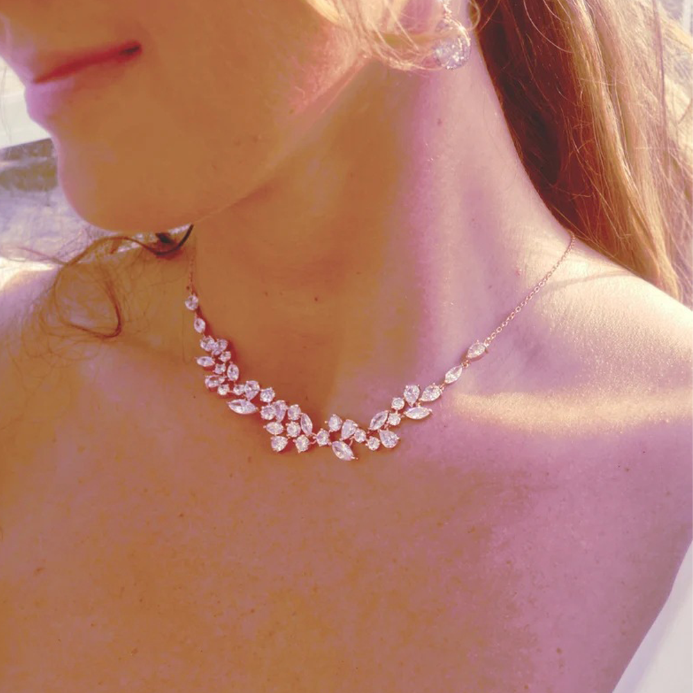 Crystal Leaf Backdrop Necklace - Body Jewelry Ends บทวิจารณ์และราคา