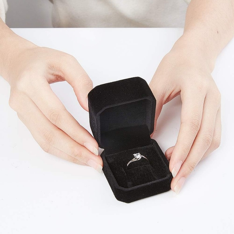 10 Pack Velvet Ring Box Earrin - Body Jewelry Display บทวิจารณ์และราคา