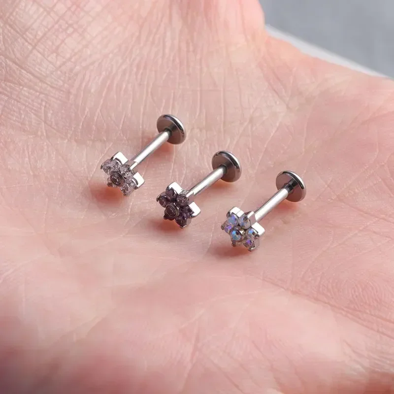 ASTM F136 Titanium Flower Pier - Zoor Body Jewelry บทวิจารณ์และราคา