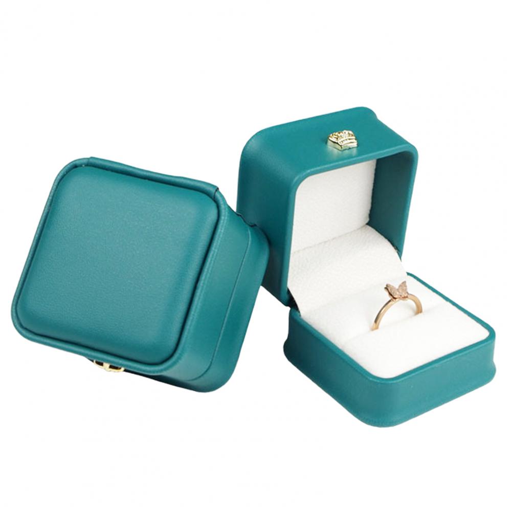 Engagement Wedding Ring Box Sq - Body Jewelry Display บทวิจารณ์และราคา